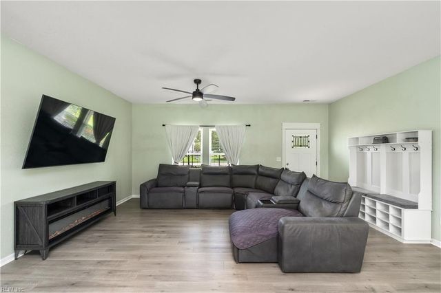 173 Laurel Woods WAY, Currituck, NC 27929