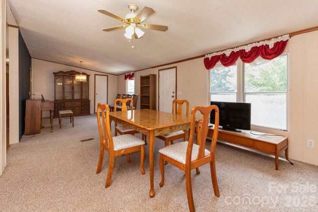 44 Double D Drive, Flat Rock, NC 28731