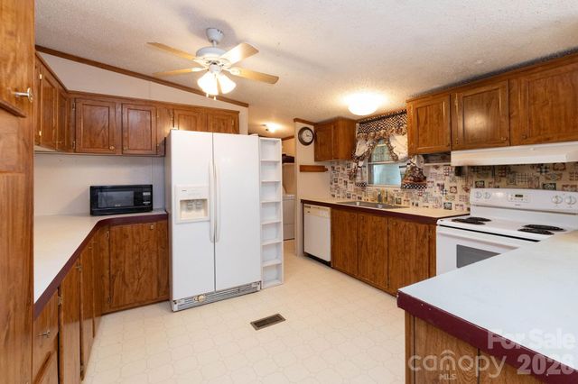 44 Double D Drive, Flat Rock, NC 28731