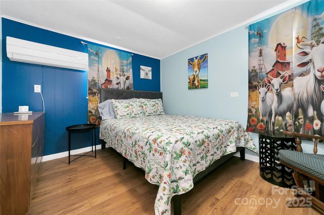 626 Fairview Loop, Hot Springs, NC 28743