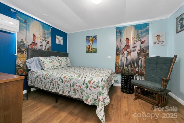 626 Fairview Loop, Hot Springs, NC 28743