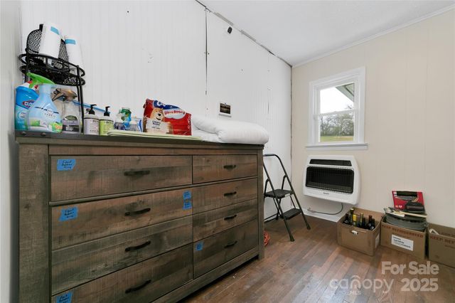 626 Fairview Loop, Hot Springs, NC 28743