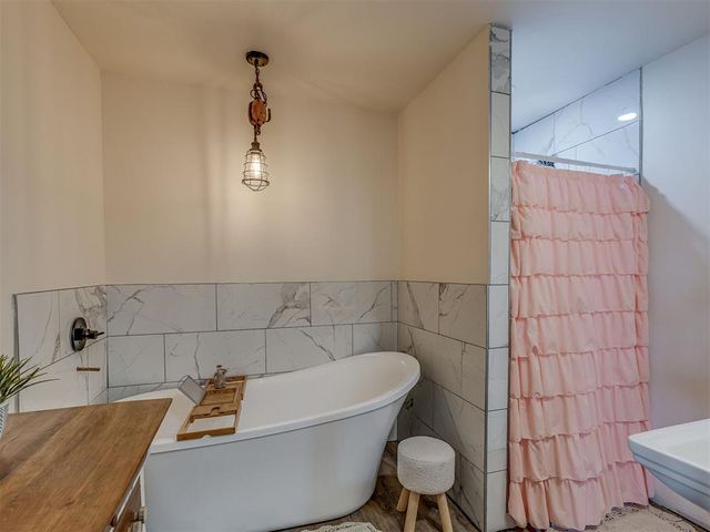 7050 Slaughterville Road, Lexington, OK 73051
