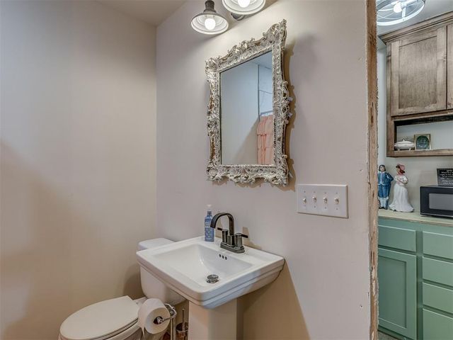 7050 Slaughterville Road, Lexington, OK 73051