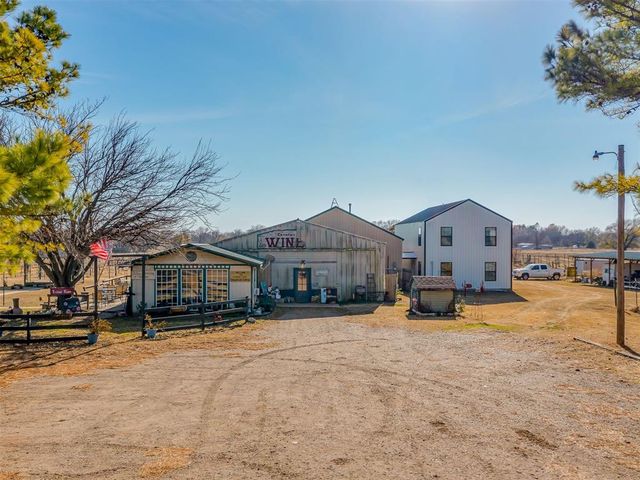 7050 Slaughterville Road, Lexington, OK 73051