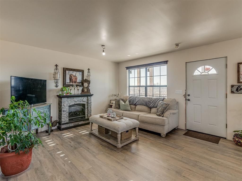 7050 Slaughterville Road, Lexington, OK 73051
