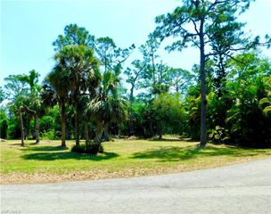17020 Laurelin CT, North Fort Myers, FL 33917
