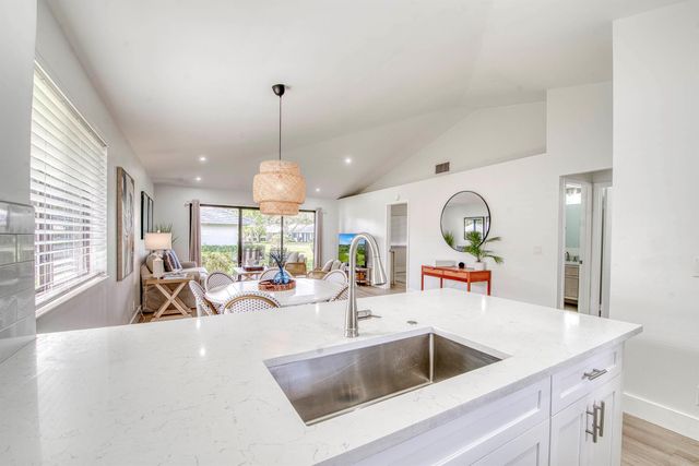 130 Club Drive, Palm Beach Gardens, FL 33418