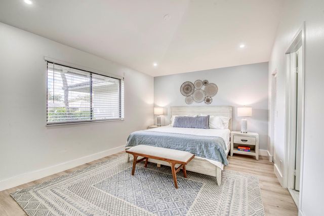 130 Club Drive, Palm Beach Gardens, FL 33418