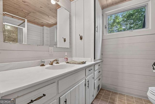 685 Cross Creek 62, Mineral Bluff, GA 30559