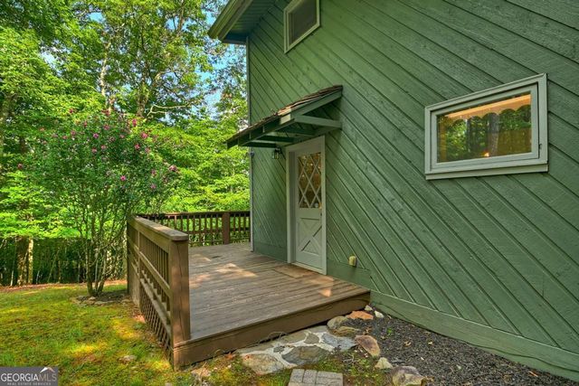 685 Cross Creek 62, Mineral Bluff, GA 30559