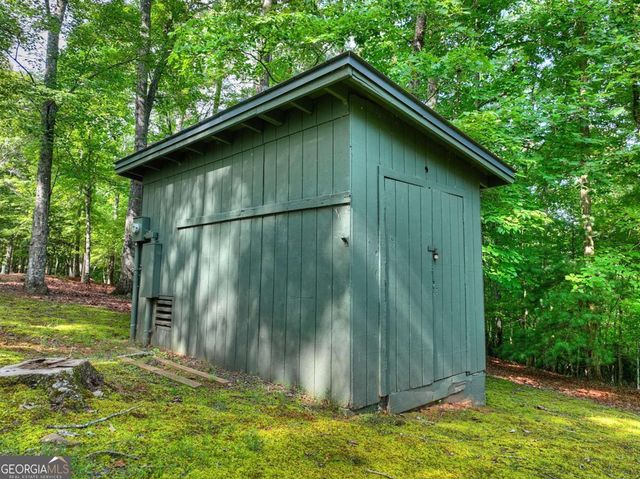685 Cross Creek 62, Mineral Bluff, GA 30559