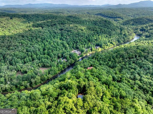 685 Cross Creek 62, Mineral Bluff, GA 30559