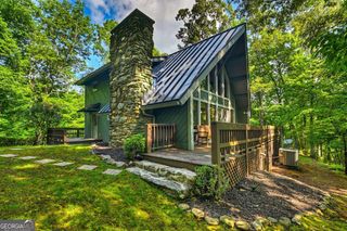 685 Cross Creek 62, Mineral Bluff, GA 30559