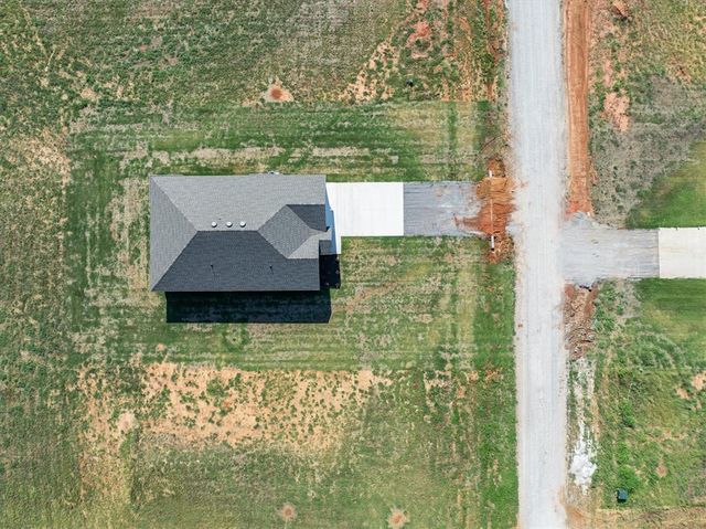 5365 Littlefoot Lane, Guthrie, OK 73044