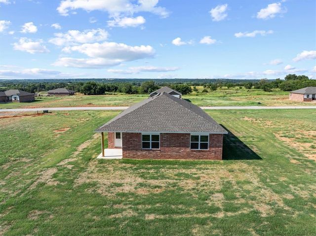 5365 Littlefoot Lane, Guthrie, OK 73044