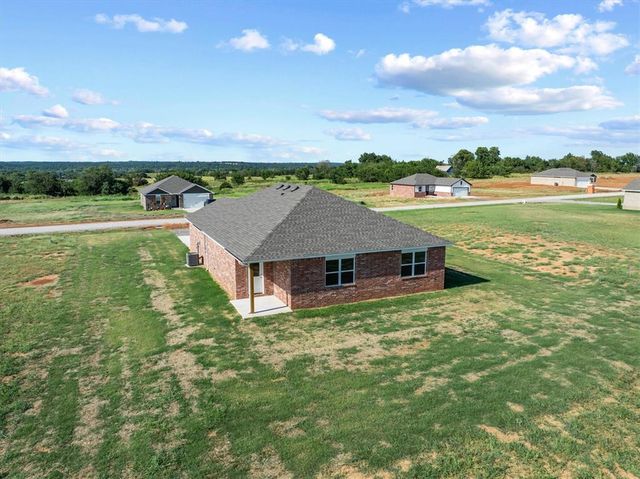 5365 Littlefoot Lane, Guthrie, OK 73044
