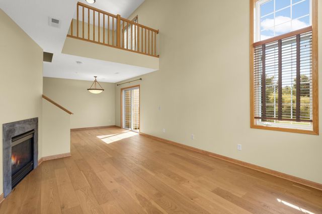 349 Ojibway Path, Lino Lakes, MN 55014