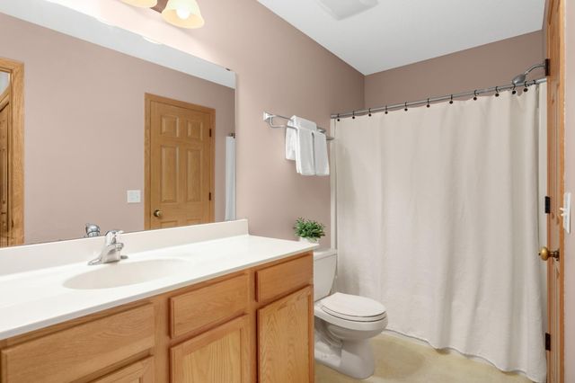 349 Ojibway Path, Lino Lakes, MN 55014