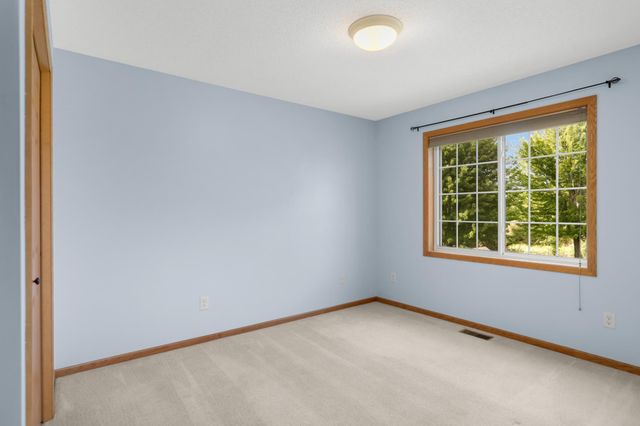 349 Ojibway Path, Lino Lakes, MN 55014