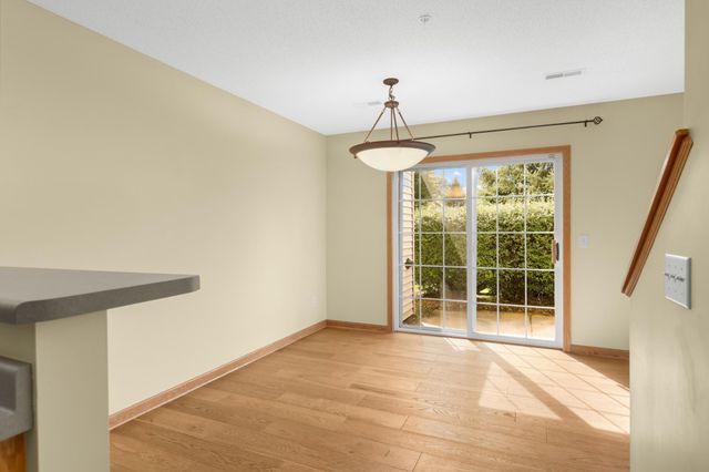 349 Ojibway Path, Lino Lakes, MN 55014