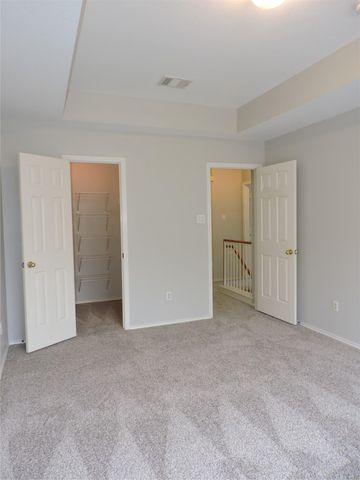 9201 Brodie LN 1703, Austin, TX 78748