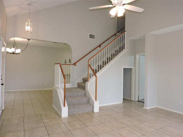 9201 Brodie LN 1703, Austin, TX 78748