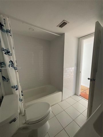 555 Crandon Boulevard 43, Key Biscayne, FL 33149