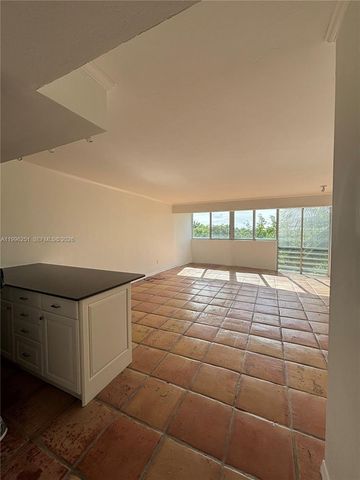 555 Crandon Boulevard 43, Key Biscayne, FL 33149