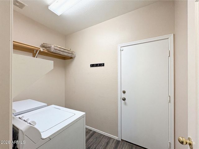 7054 W Cesar Street, Peoria, AZ 85345