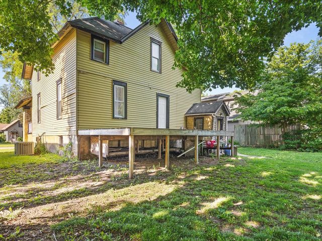 1509 Jackson Street, Rockford, IL 61107
