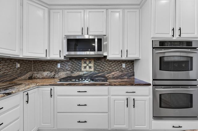 1453 Haddington Dr, Folsom, CA 95630