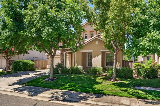 1453 Haddington Dr, Folsom, CA 95630
