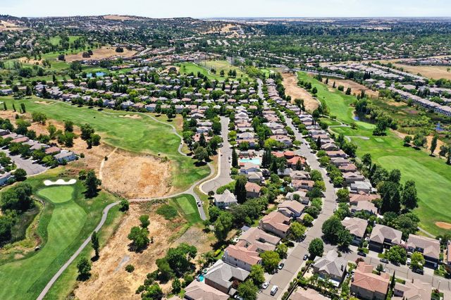 1453 Haddington Dr, Folsom, CA 95630