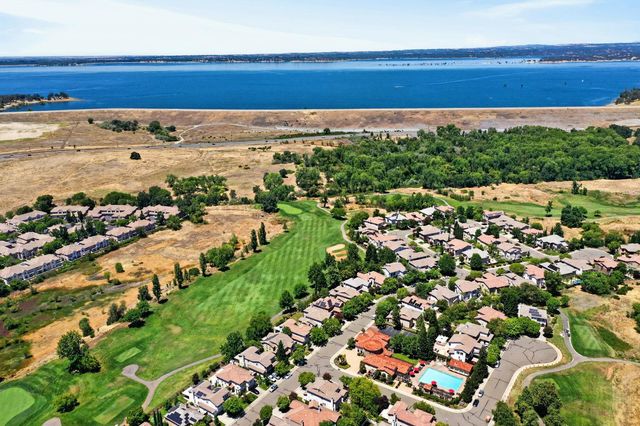 1453 Haddington Dr, Folsom, CA 95630