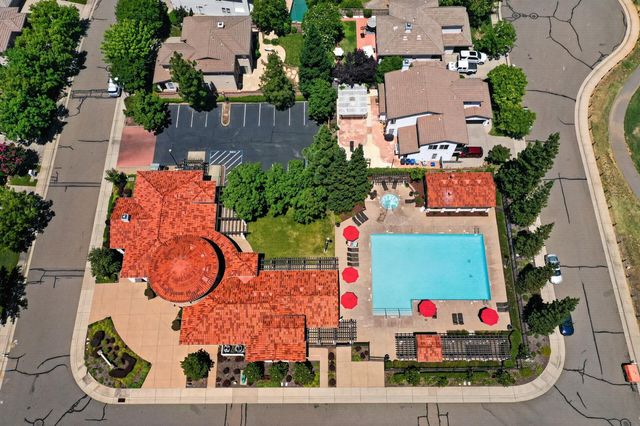 1453 Haddington Dr, Folsom, CA 95630