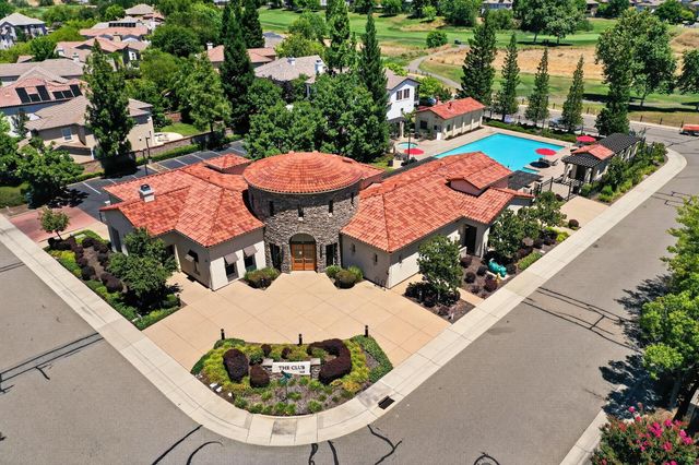 1453 Haddington Dr, Folsom, CA 95630
