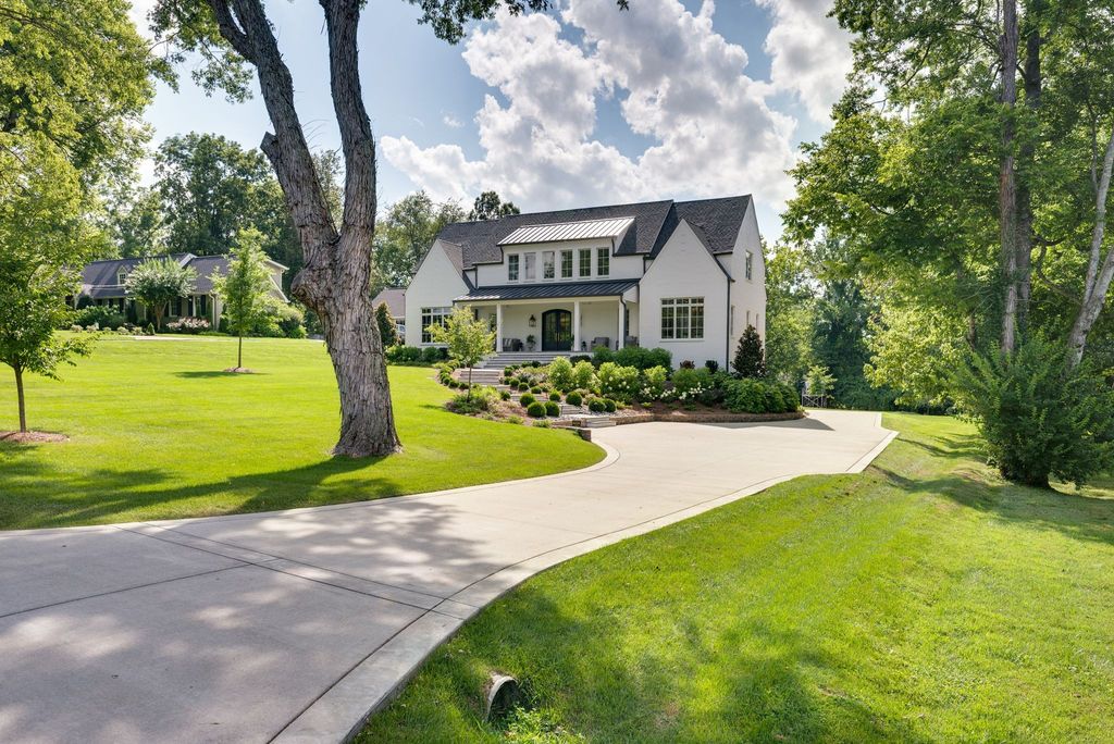 1213 Lavada Pl, Brentwood, TN 37027