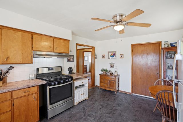 2103 BALLENGER LN, Columbia, MO 65202