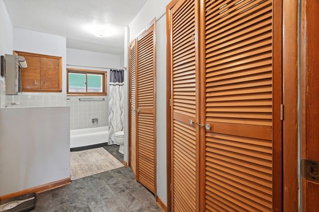 2103 BALLENGER LN, Columbia, MO 65202