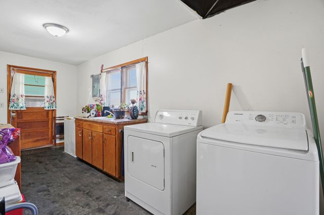 2103 BALLENGER LN, Columbia, MO 65202