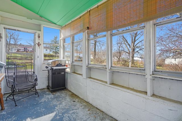 2103 BALLENGER LN, Columbia, MO 65202