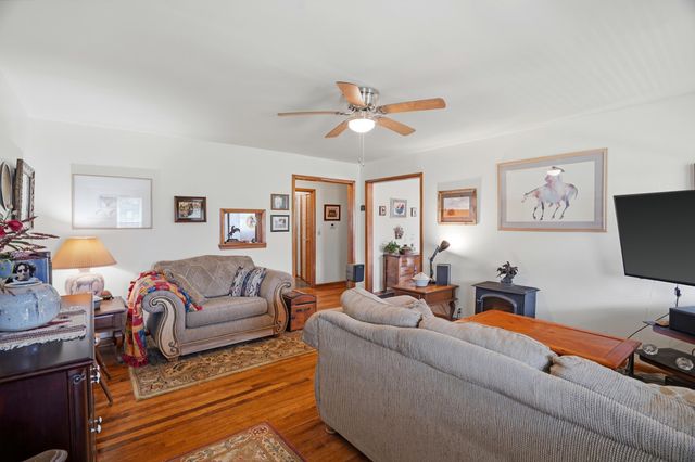 2103 BALLENGER LN, Columbia, MO 65202