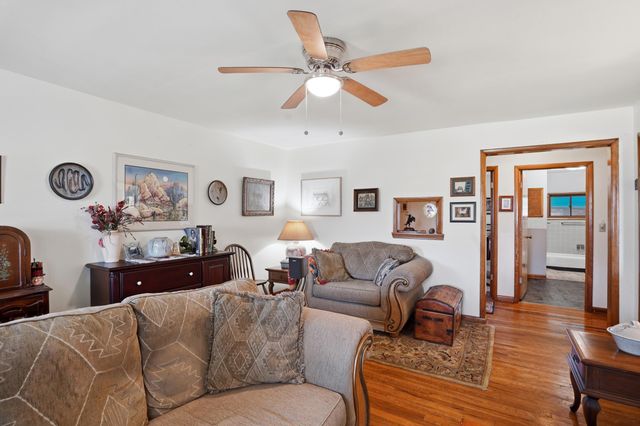 2103 BALLENGER LN, Columbia, MO 65202