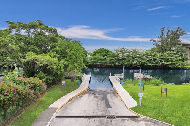 2542 Marathon Ln, Fort Lauderdale, FL 33312