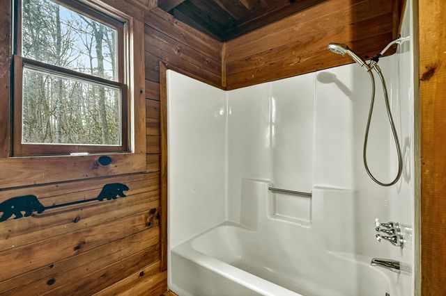 1266 Humphrey Mill Road, Mineral Bluff, GA 30559