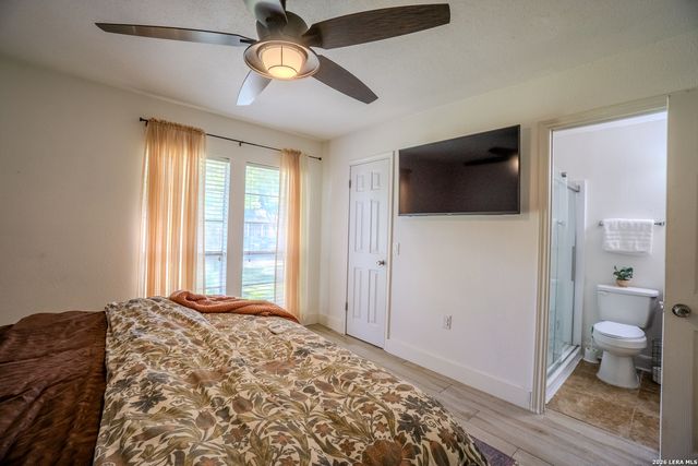 6239 HOPES FERRY ST, San Antonio, TX 78233