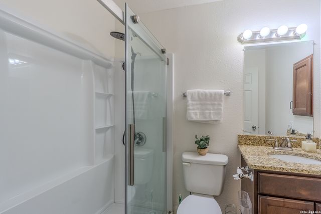 6239 HOPES FERRY ST, San Antonio, TX 78233