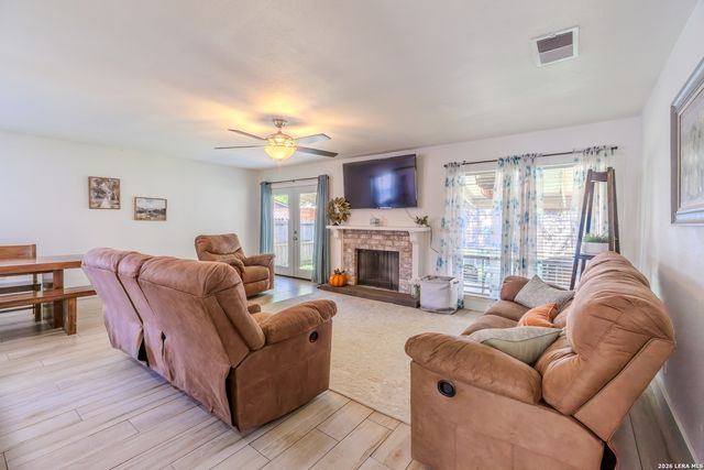 6239 HOPES FERRY ST, San Antonio, TX 78233