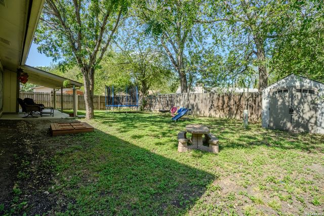 6239 HOPES FERRY ST, San Antonio, TX 78233